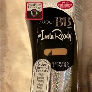 Physicians Formula foundation